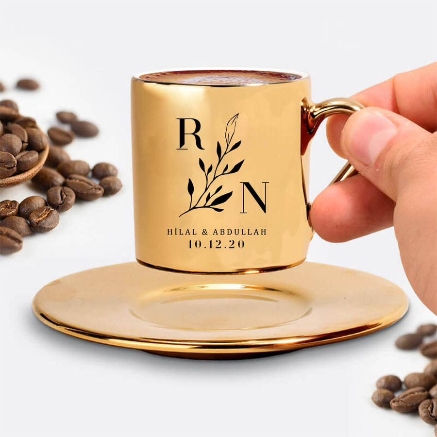 Hediyesec - Çiftlere Özel İsim ve Tarihli Gold Kahve Fincanı