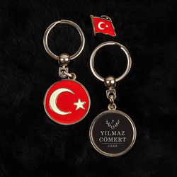 İsim ve Tarihli Türk Bayraklı Anahtarlık ve Rozet 